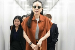 Madam Pang đeo đồng hồ hơn 300.000 USD khi sang Việt Nam