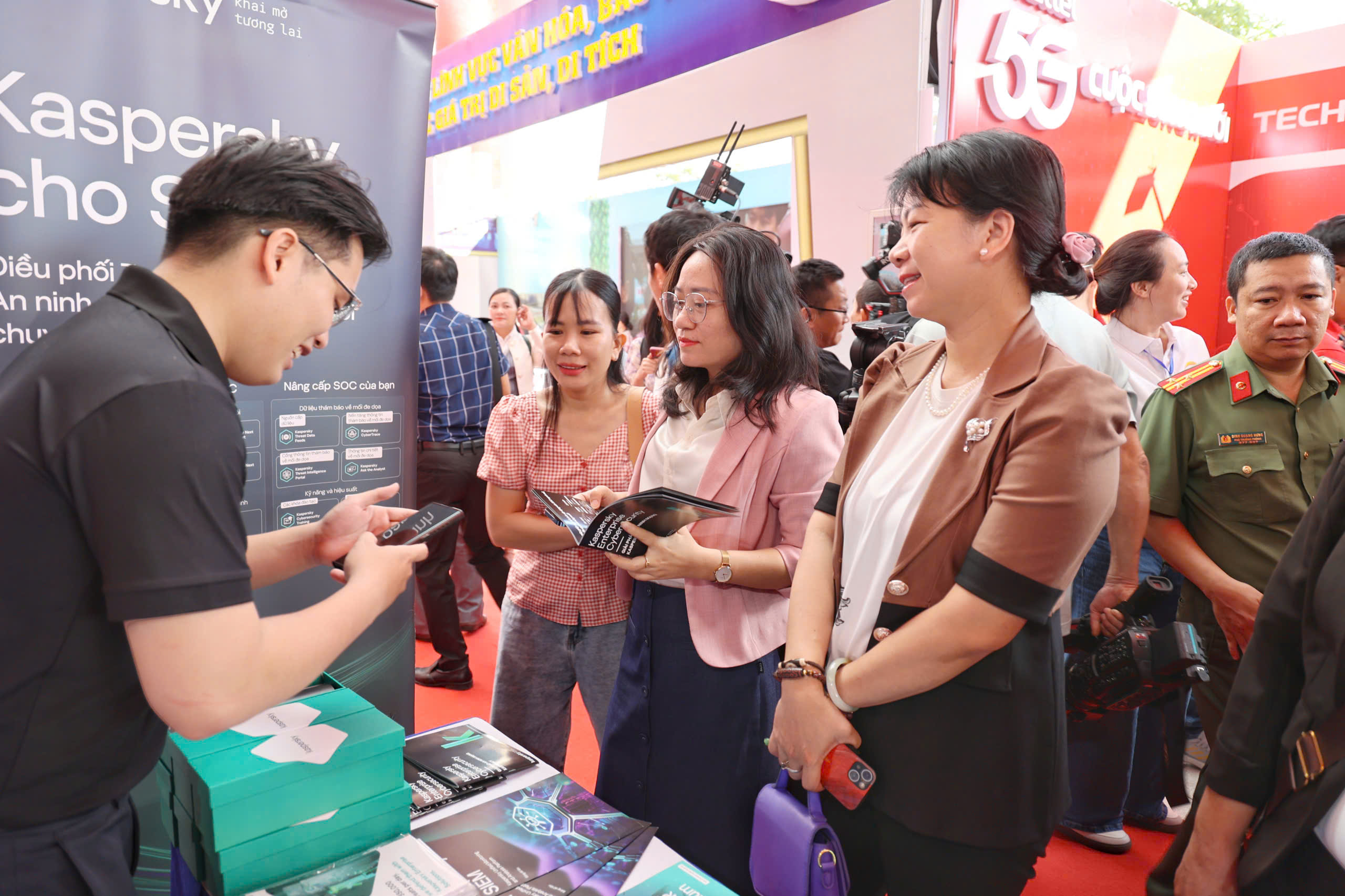 Trải nghiệm thực tế - chìa khóa tạo niềm tin công nghệ số- Ảnh 2.