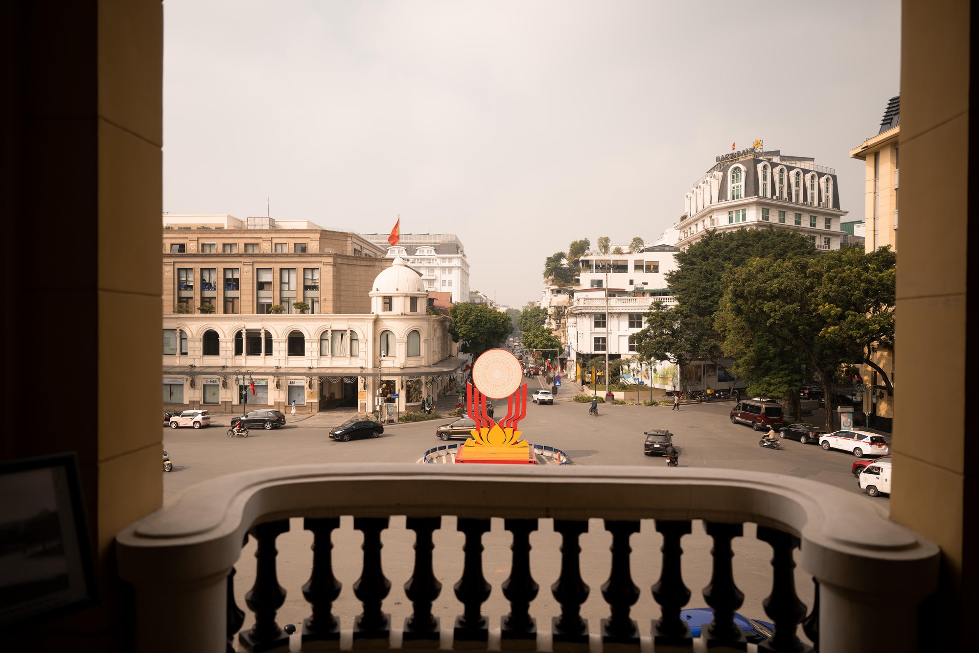 Cơ hội cuối để vào Nhà Hát Lớn Hà Nội trước khi đóng cửa 2 năm: Trải nghiệm có 1-0-2 tại công trình 115 tuổi- Ảnh 19.