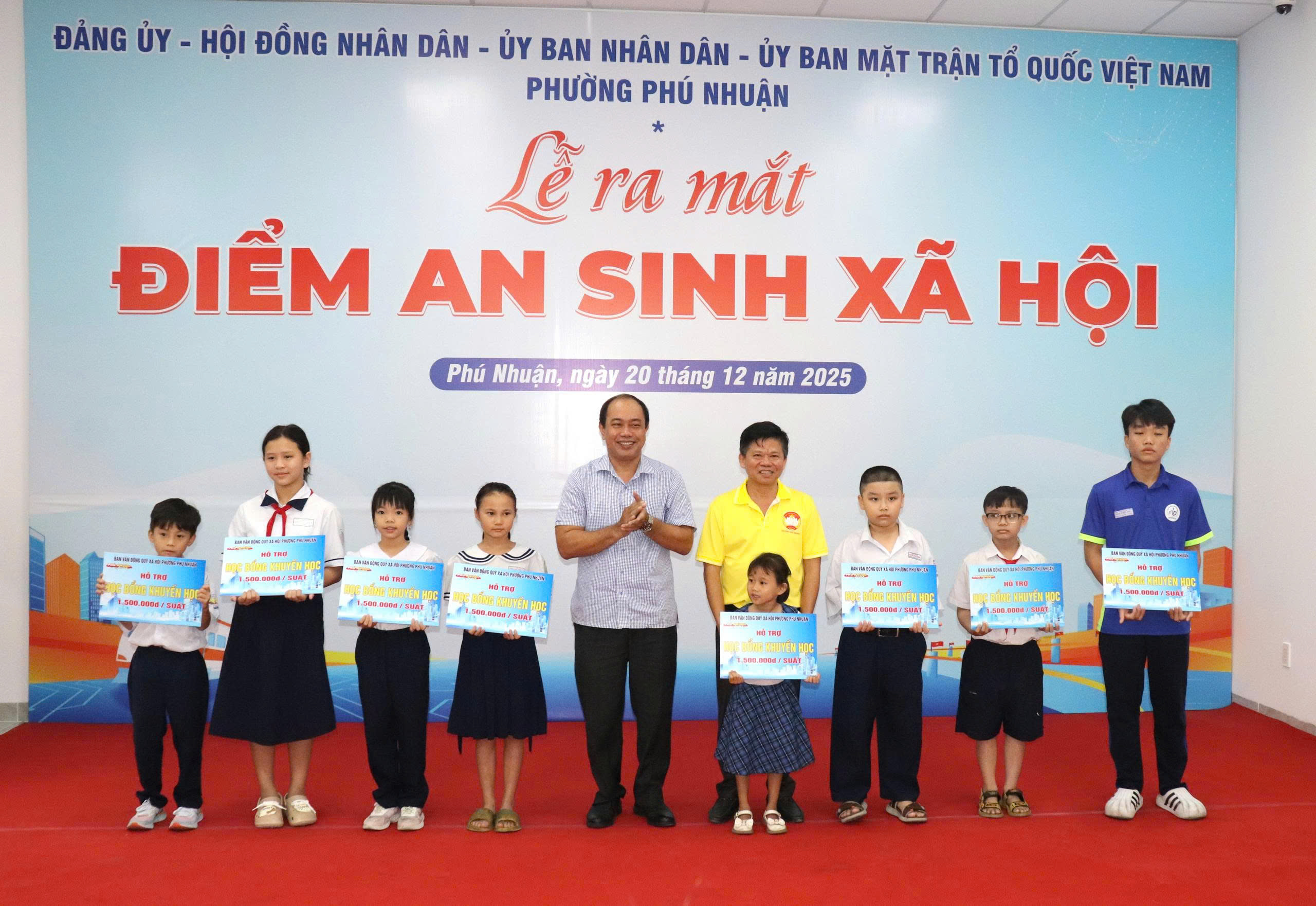 TPHCM: Phường Phú Nhuận ra mắt Điểm an sinh xã hội - Ảnh 4.