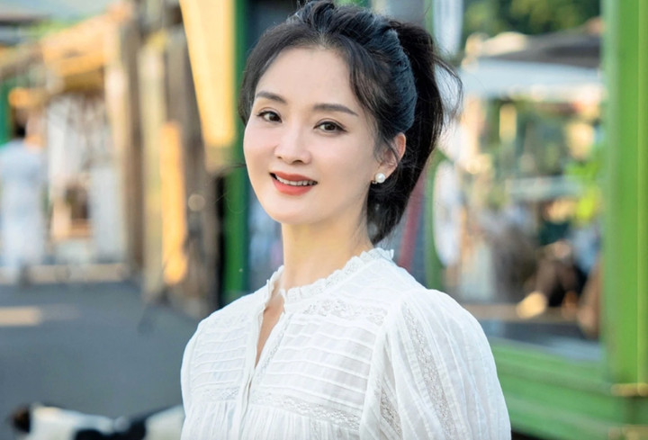 Mỹ nhân đẹp nhất “Hoàn Châu cách cách” bỏ showbiz cưới đại gia giờ ra sao?- Ảnh 3.