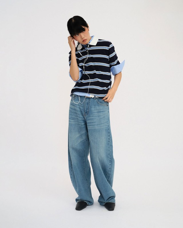 Quần jeans xanh và những bản phối đẹp nhất mùa- Ảnh 7.