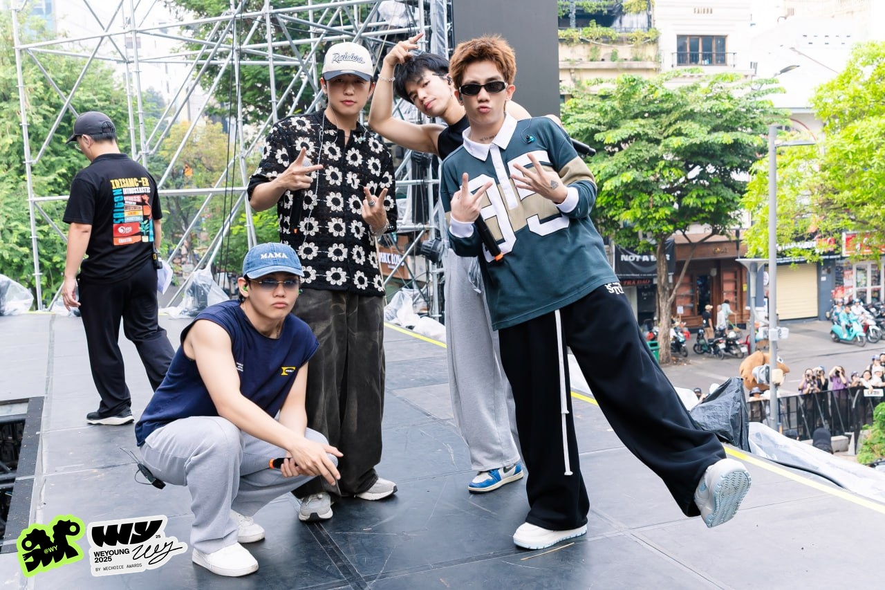 Tổng duyệt Gala WeYoung 2025: Bảo Anh khoe mặt mộc vẫn quá đỉnh, một ‘sít rịt” đủ khiến fan Ninh Dương Story đứng ngồi không yên- Ảnh 2. Tổng duyệt Gala WeYoung 2025: Bảo Anh khoe mặt mộc vẫn quá đỉnh, một ‘sít rịt” đủ khiến fan Ninh Dương Story đứng ngồi không yên- Ảnh 2.