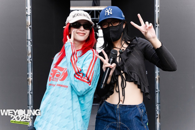 Tổng duyệt Gala WeYoung 2025: Bảo Anh khoe mặt mộc vẫn quá đỉnh, một ‘sít rịt” đủ khiến fan Ninh Dương Story đứng ngồi không yên- Ảnh 20. Tổng duyệt Gala WeYoung 2025: Bảo Anh khoe mặt mộc vẫn quá đỉnh, một ‘sít rịt” đủ khiến fan Ninh Dương Story đứng ngồi không yên- Ảnh 20.