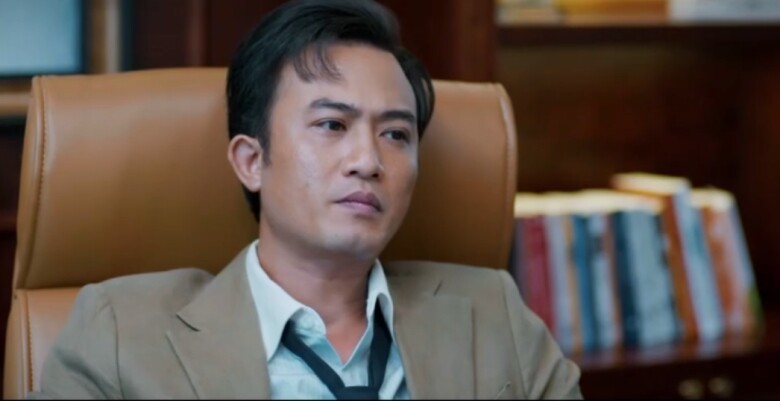 Xu hướng "tổng tài" thống trị phim Việt năm 2025: Hà Việt Dũng "lên ngôi", có mỹ nam hút 100 triệu views sau 1 tuần 7 Doãn Quốc Đam nhiều lần để lộ trang phục xộc xệch, không giống với hình tượng tổng tài trong mắt khán giả.