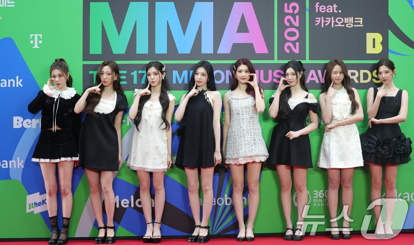 Thảm đỏ MMA 2025: Jennie hóa “nữ hoàng” đụng mặt tình cũ GD - Kai, Winter (aespa) lộ diện sau ồn ào hẹn hò Jungkook- Ảnh 34.