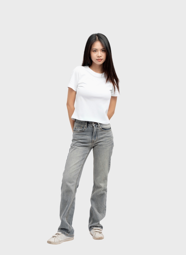 Áo thun trắng giúp bạn ‘ăn gian’ vóc dáng, đơn giản nhưng vẫn cuốn hút - Ảnh 7.