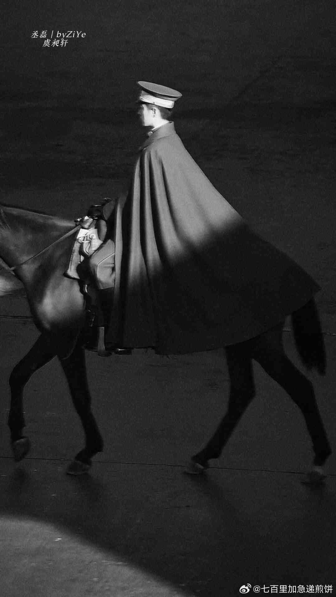 Nhìn mỹ nam này phải thốt lên “Hoàng tử thời dân quốc”: Khí chất vương giả ăn vào máu, đẹp không chừa phần ai 5 1766241834 705 Nhin my nam nay phai thot len Hoang tu thoi