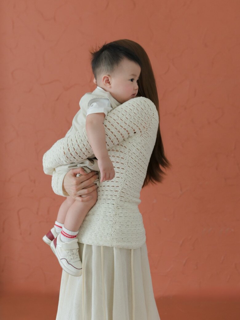 Con trai Diễm My 9X rõ nét tuấn tú giống hệt bố, amp;#34;tiểu thiếu giaamp;#34; được cưng như trứng trong biệt thự trăm tỷ - 2