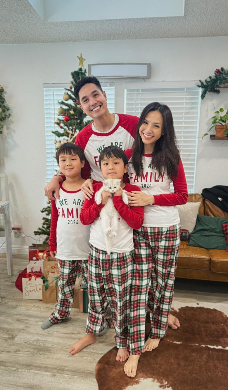 Vợ chồng Baggio có 2 con trai song sinh rất kháu khỉnh và đáng yêu.