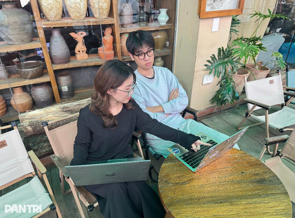 Sinh viên náo nức tổng kết “năm qua ta đã làm gì” với ChatGPT - 2