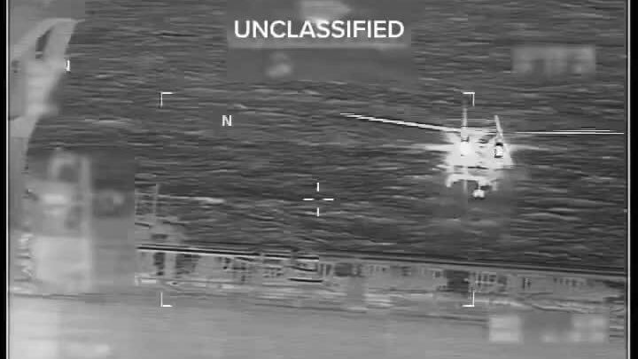 Mỹ bắt tàu dầu ngoài khơi Venezuela