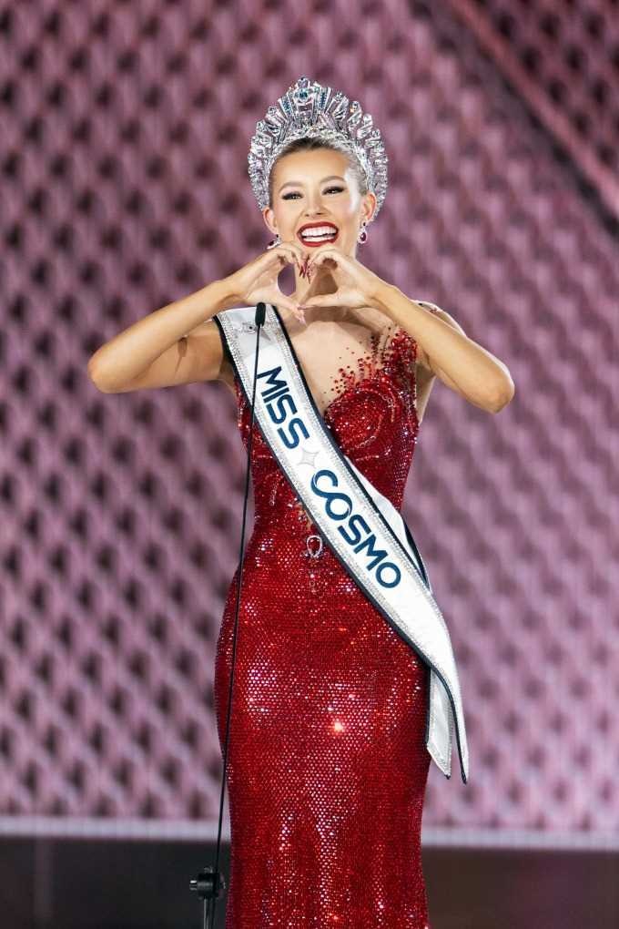 Người đẹp Mỹ chiến thắng Miss Cosmo 2025