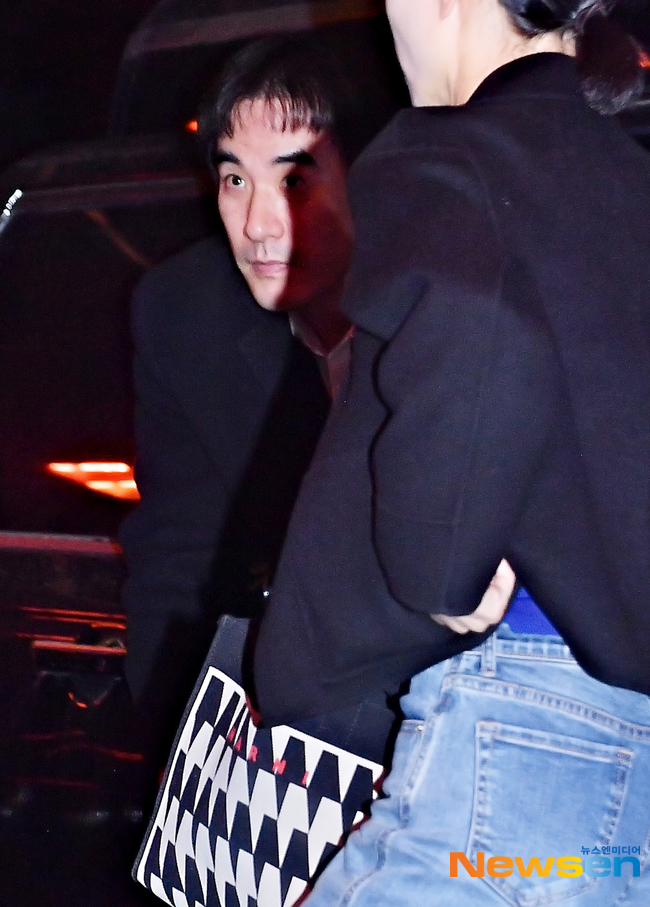 Siêu đám cưới Kim Woo Bin - Shin Min Ah: D.O. (EXO) vội vàng từ MMA chạy đến, V (BTS) - Lee Kwang Soo xuất hiện cực bảnh- Ảnh 15.