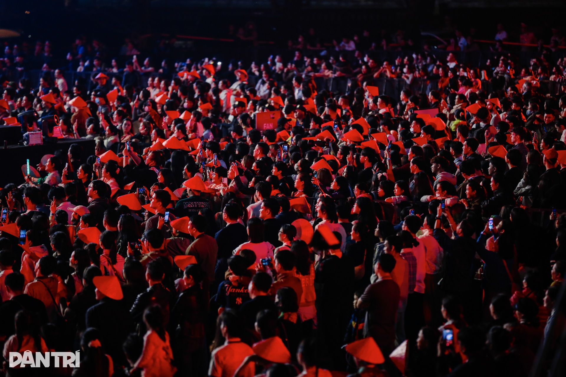 Huế khép lại Năm Du lịch Quốc gia bằng đêm bế mạc giàu cảm xúc - 11