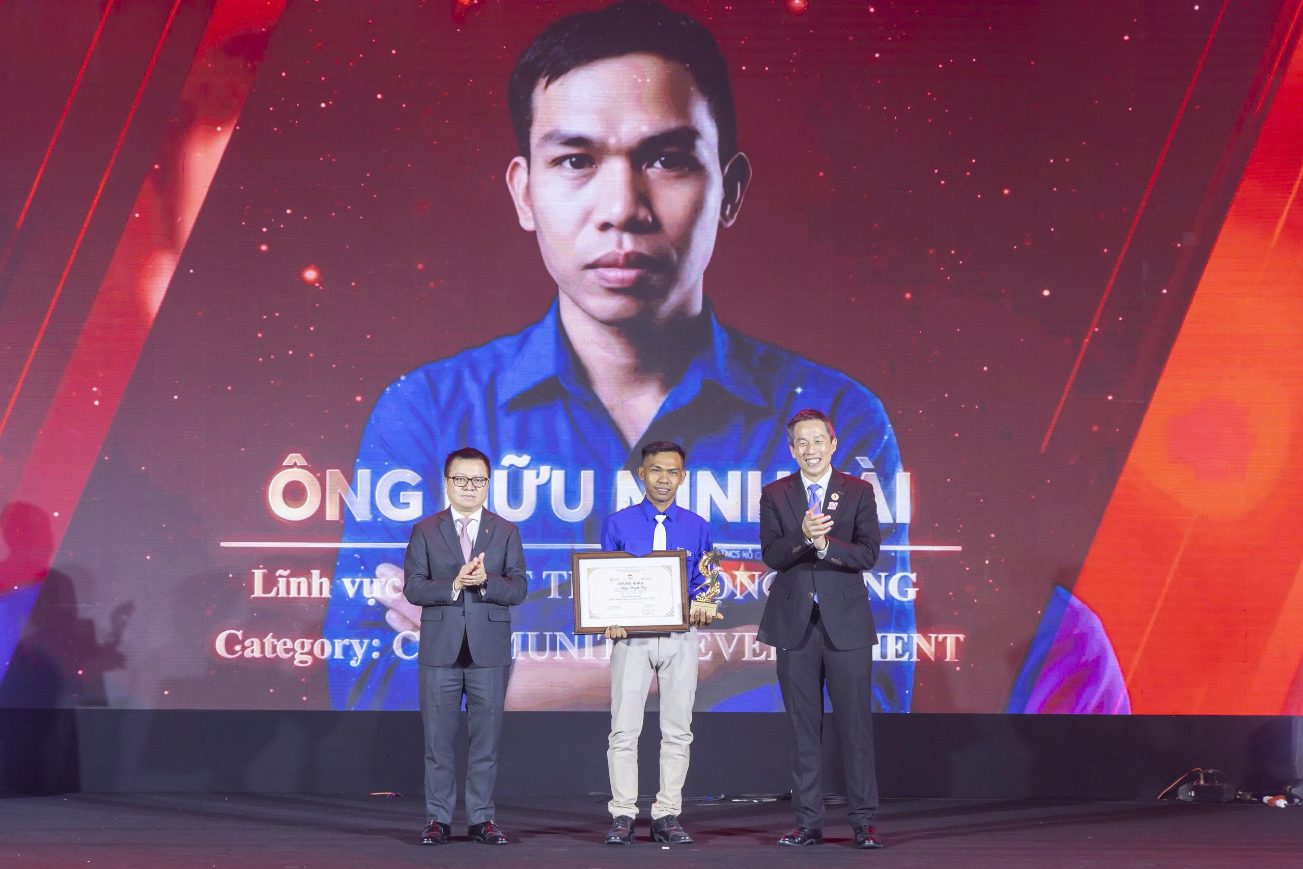 Cuộc thi viết “LÒNG TỐT QUANH TA”: Trao yêu thương, gặt hy vọng - Ảnh 2.