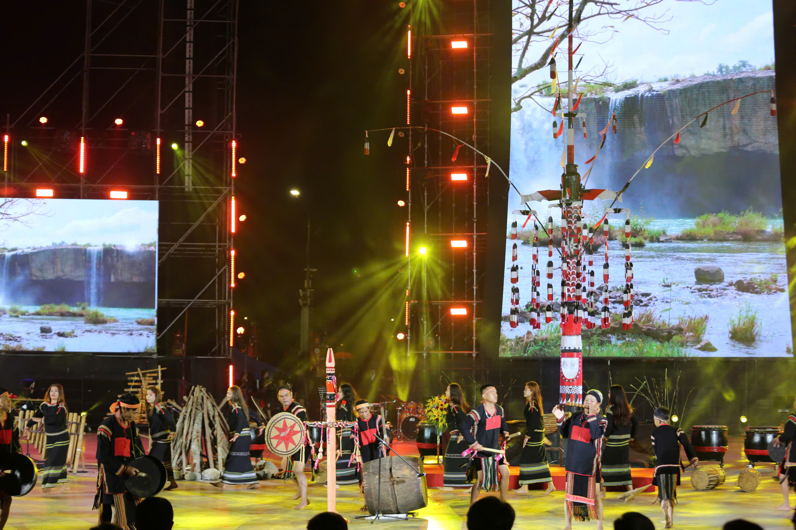 Hòa âm cồng chiêng Đông Nam Á 2025: Tôn vinh di sản, kết nối văn hóa- Ảnh 3. Hòa âm cồng chiêng Đông Nam Á 2025: Tôn vinh di sản, kết nối văn hóa- Ảnh 3.