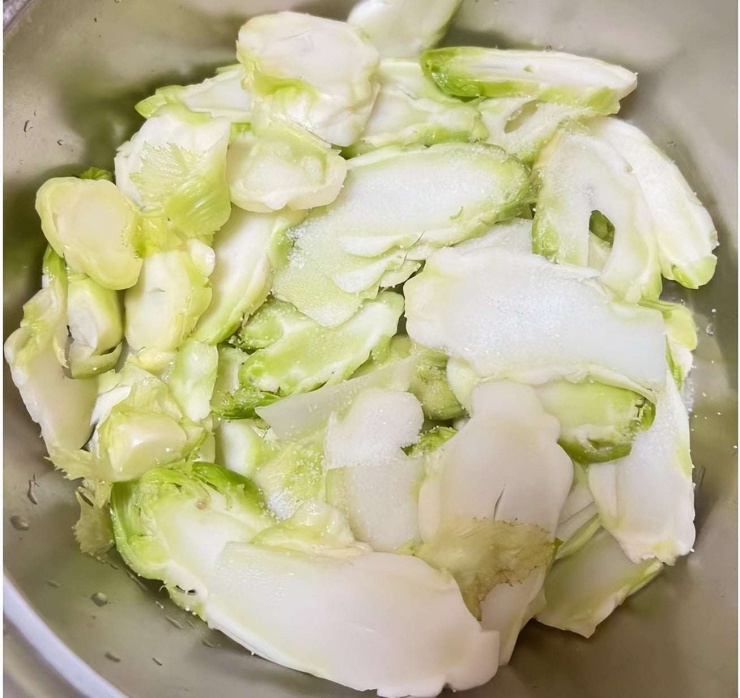 Loại rau chỉ miền núi mới có, ăn đắng ngẫm ngọt, giúp ngủ ngon, sáng mắt, giải độc, xào thịt bò ngon xỉu - 6