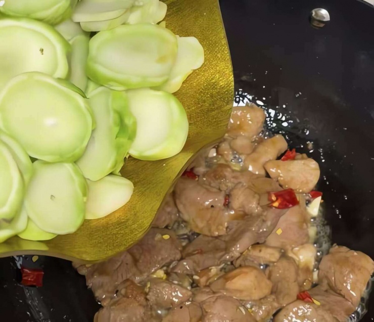 Loại rau chỉ miền núi mới có, ăn đắng ngẫm ngọt, giúp ngủ ngon, sáng mắt, giải độc, xào thịt bò ngon xỉu - 10