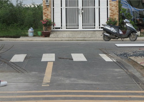 Trước nhà có 3 thứ này, làm ăn khó phất dù rất chăm chỉ- Ảnh 3.