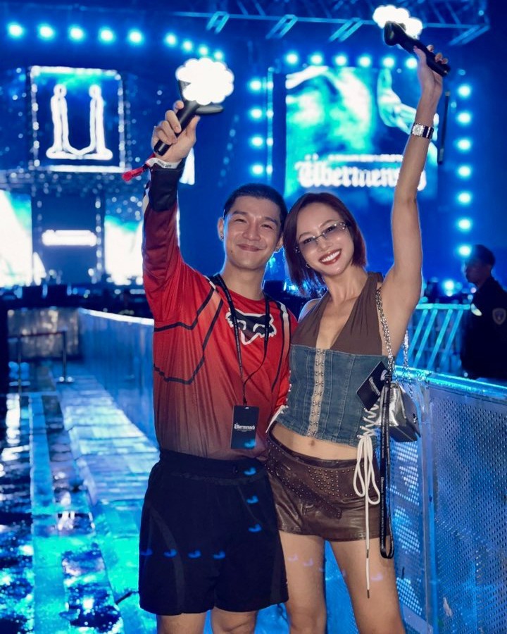 Cuộc đua phong cách của sao Việt khi đi concert năm 2025 - 7