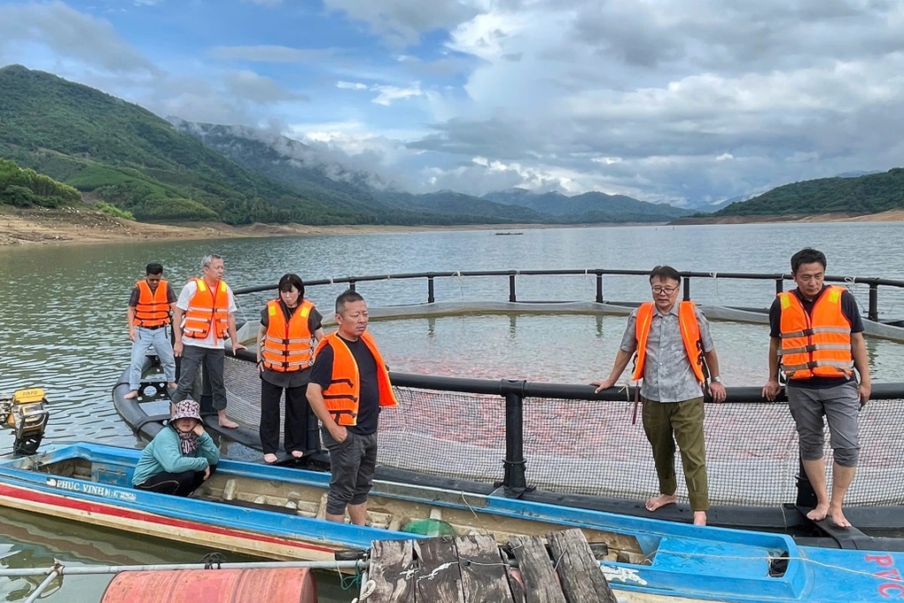 Nhiều nông dân thành triệu phú nhờ nuôi cá lần đầu xuất qua Nhật Bản - 2