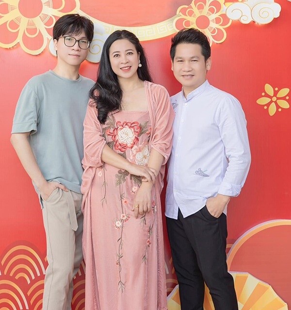 Con trai của nam ca sĩ có ngoại hình điển trai, giọng nội lực giống bố.