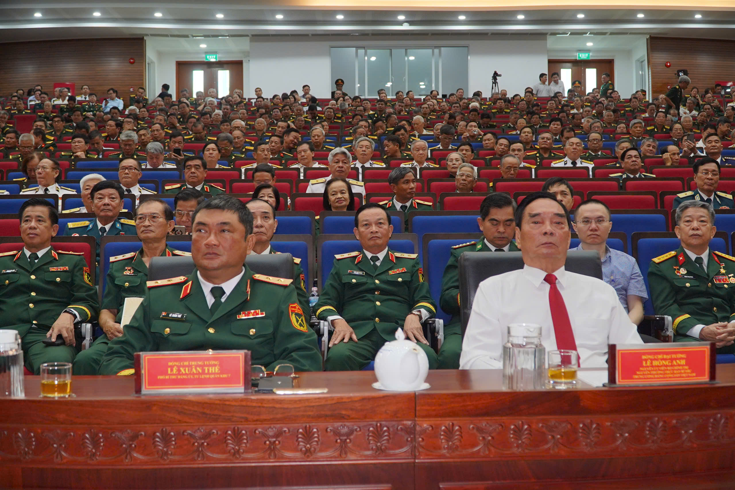 Tướng lĩnh, cán bộ cao cấp quân đội nghỉ hưu luôn đóng góp thầm lặng nhưng rất quan trọng cho TPHCM - Ảnh 2.