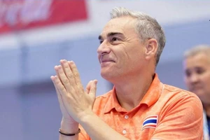 HLV Miguel Rodrigo từ chức sau cú sốc của futsal Thái Lan 