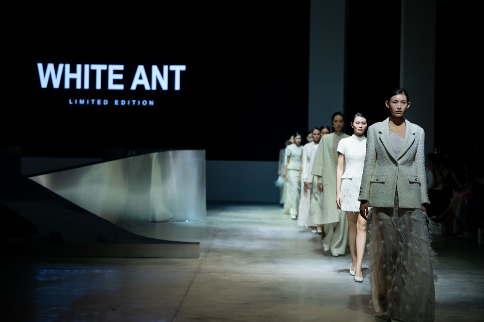 1766303801 832 SR Celebrating Local Pride ky niem mua 10 Ton vinh