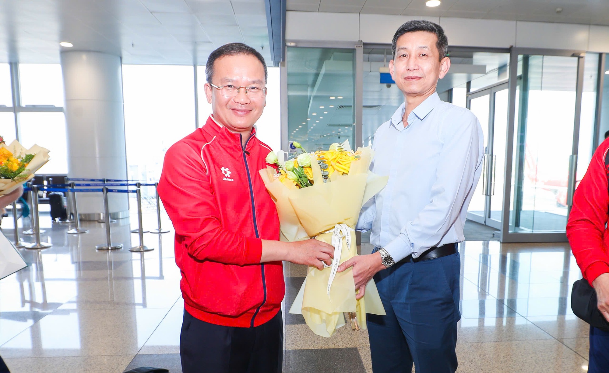 Đoàn thể thao Việt Nam về nước an toàn, khép lại kỳ SEA Games thành công ổn định- Ảnh 2.