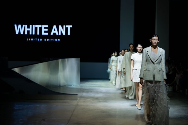 Người mẫu trẻ là trung tâm của sàn diễn tôn vinh giá trị Việt- Ảnh 13.