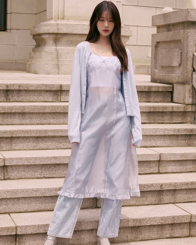 Thoát khỏi sự đơn điệu trong ngày đông với áo cardigan- Ảnh 7.