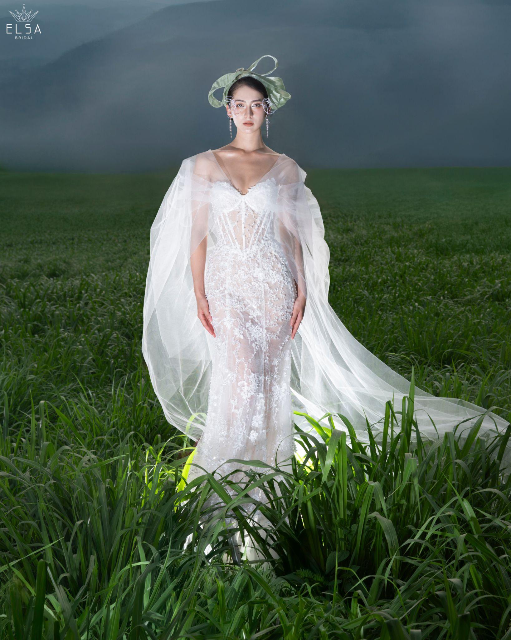 Showroom váy cưới Elsa Bridal có gì đặc biệt mà khiến Hoa hậu Ý Nhi ghé thăm phải thử váy ngay?- Ảnh 6. Showroom váy cưới Elsa Bridal có gì đặc biệt mà khiến Hoa hậu Ý Nhi ghé thăm phải thử váy ngay?- Ảnh 6.