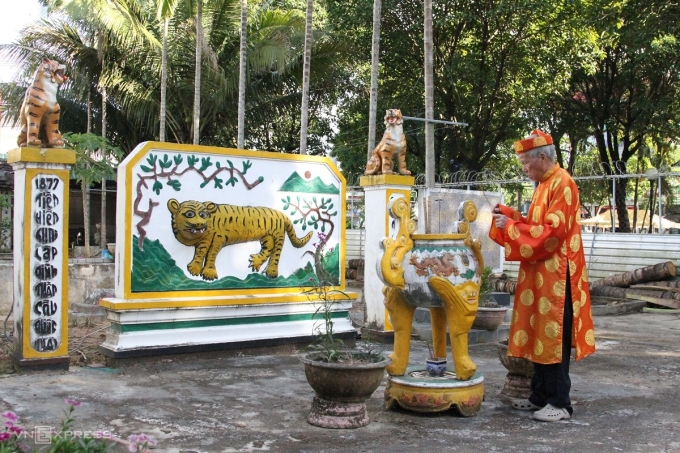 Khuôn viên đình Trung Lương, phường Kon Tum, nơi được công nhận là di tích cấp tỉnh từ năm 2007. Ảnh: Thảo Vy