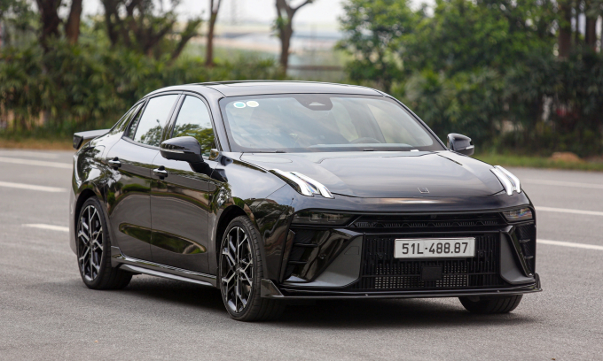 Lynk & Co 03+ là sedan hiệu suất cao cỡ C. Ảnh: Lương Dũng
