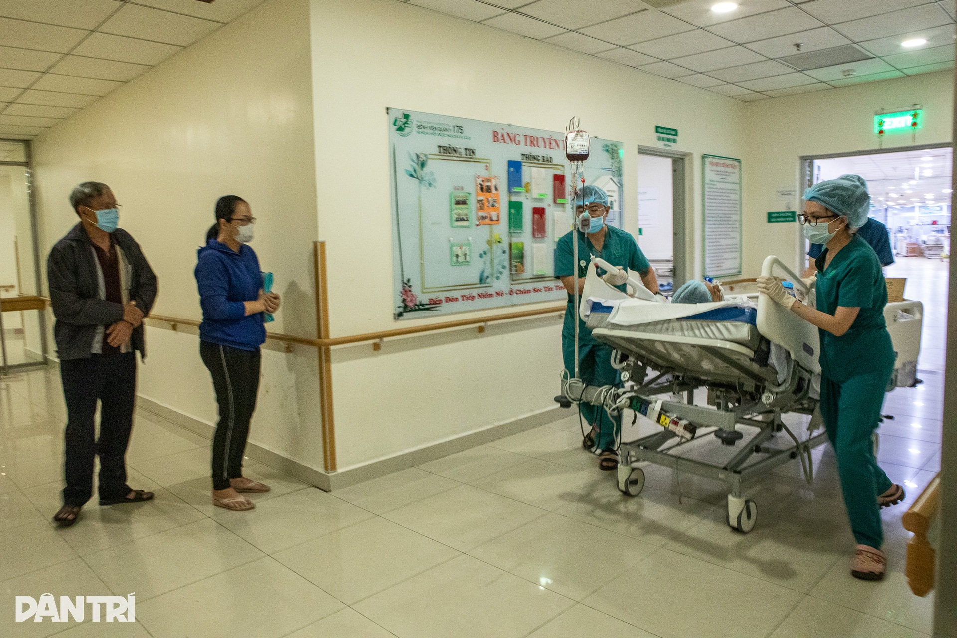 Xuyên đêm ghép gan, bác sĩ quân y giành lại sự sống cho bệnh nhân - 8