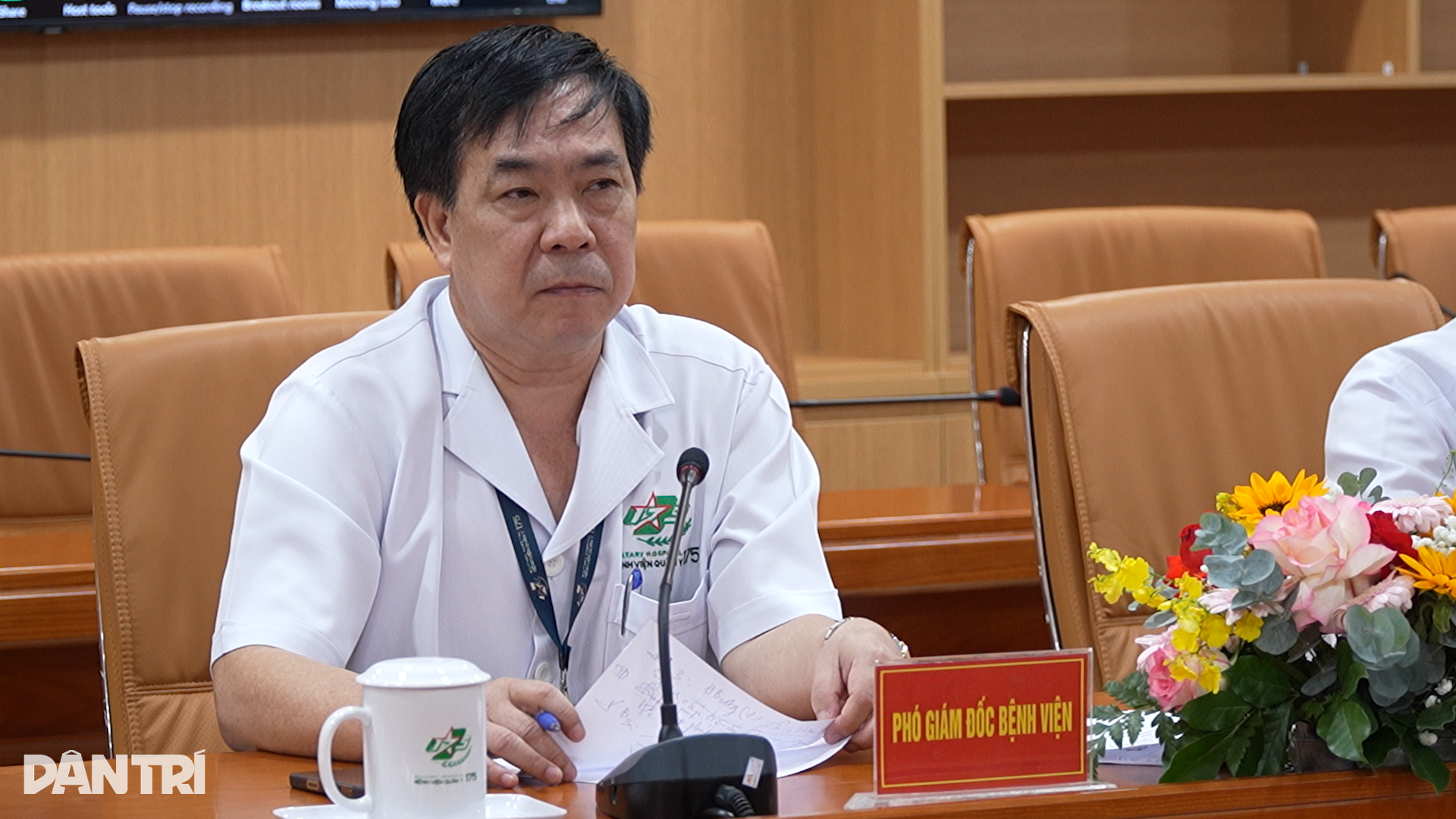 Xuyên đêm ghép gan, bác sĩ quân y giành lại sự sống cho bệnh nhân - 10