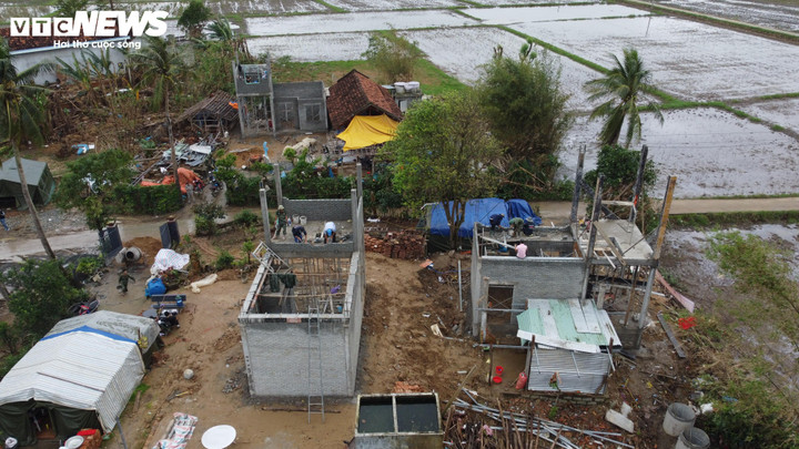 ‘Chiến dịch Quang Trung’ xây nhà thần tốc: ‘Bộ đội làm nhà nhanh mà đẹp lắm’- Ảnh 4.
