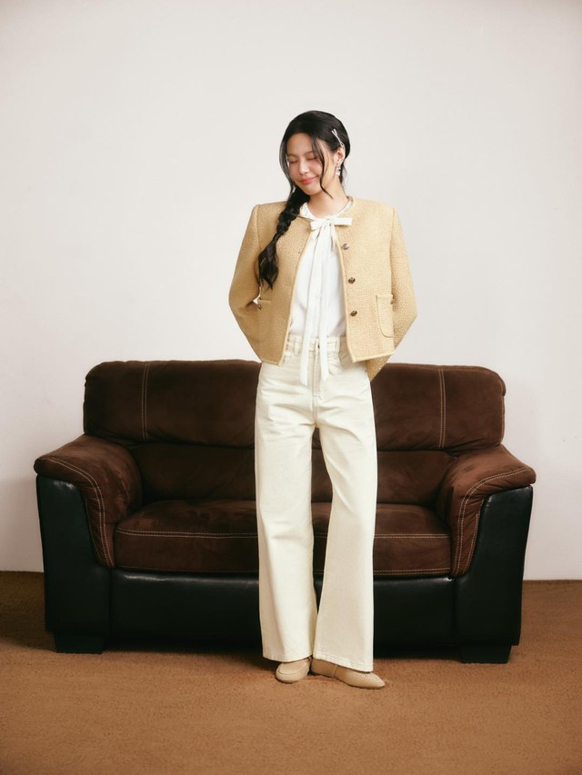 Áo khoác dáng ngắn là món đồ linh hoạt, dễ biến hóa nhất mùa- Ảnh 10.