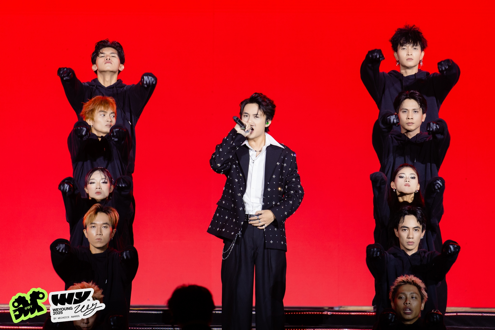 Nam rapper mang sức trẻ, niềm tự hào Việt Nam và khoảnh khắc bùng nổ đến “phá đảo” WeYoung 2025!- Ảnh 5.