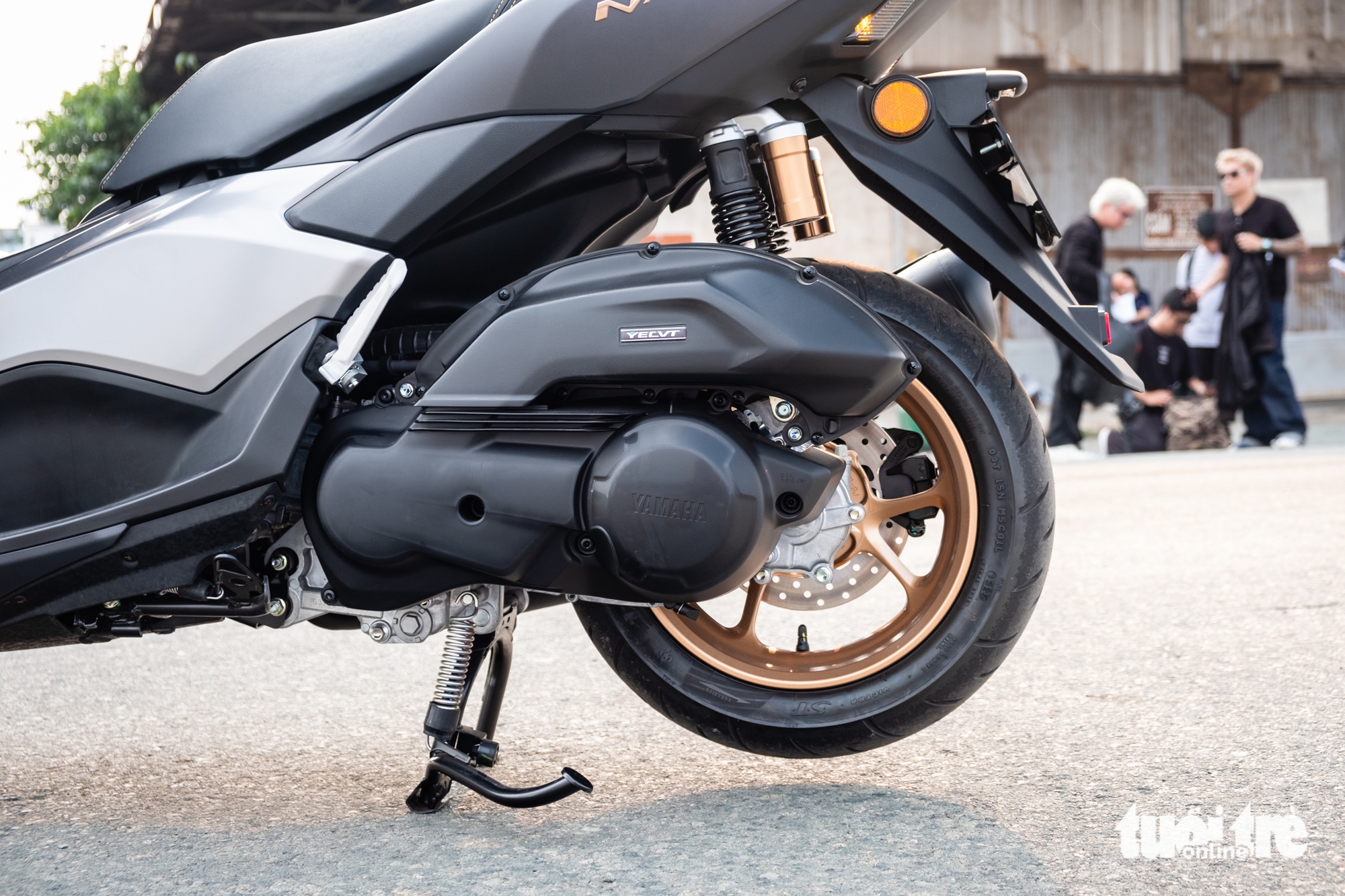Yamaha NMAX 2025 ra mắt Việt Nam: Giá từ 69 triệu đồng, lấp vào khoảng trống Honda PCX để lại - Ảnh 12.