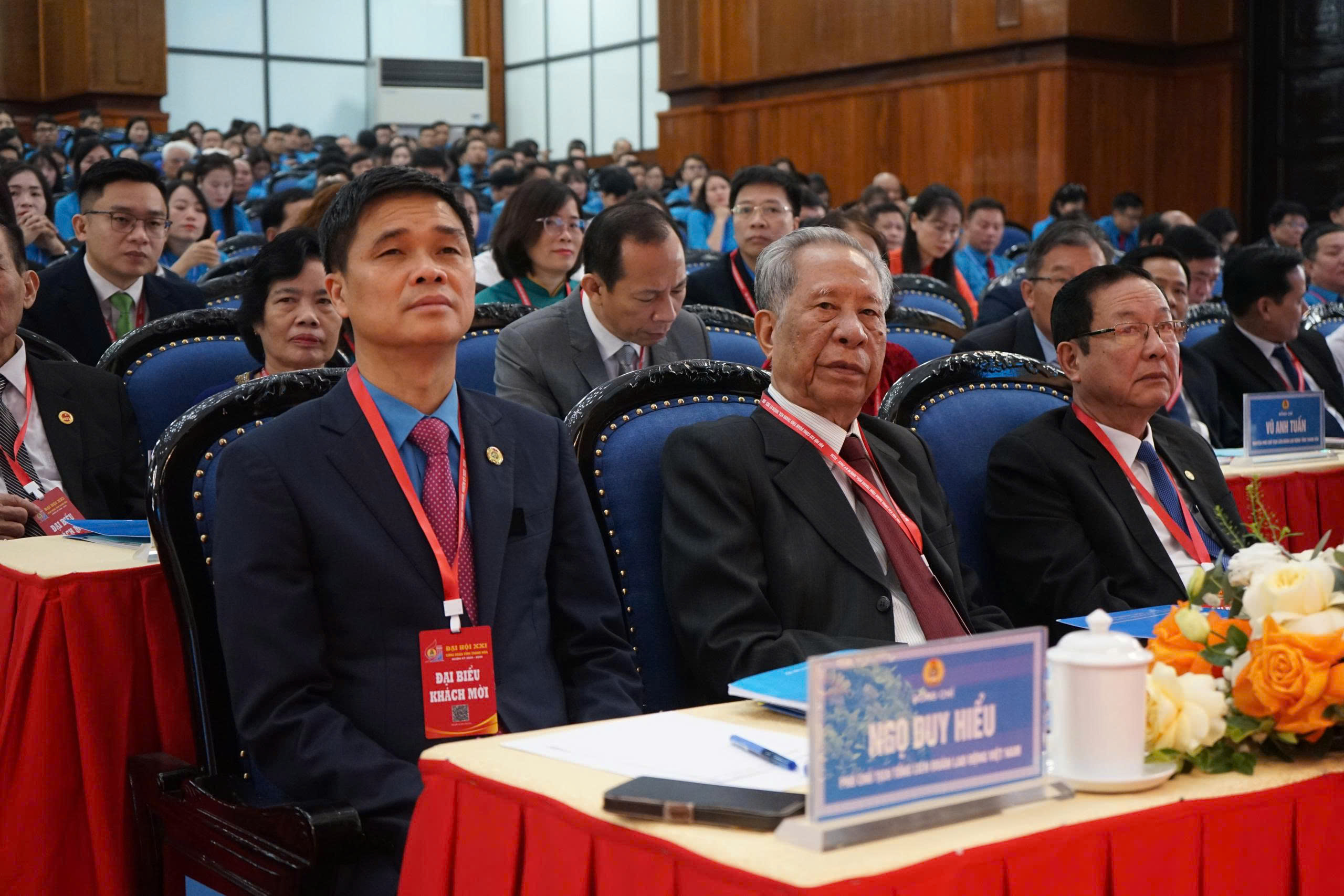 Khai mạc Đại hội Công đoàn tỉnh Thanh Hóa lần thứ XXI - Ảnh 2.