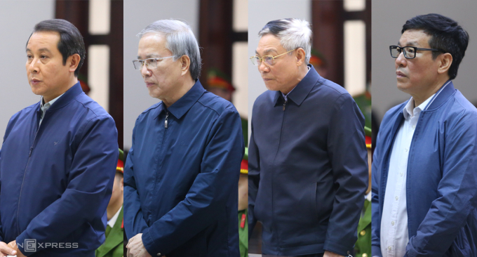 Các ông Phạm Hoàng Anh, Phạm Văn Vọng, Hà Hòa Bình, Lê Duy Thành (từ trái qua) tại tòa. Ảnh: Phạm Dự