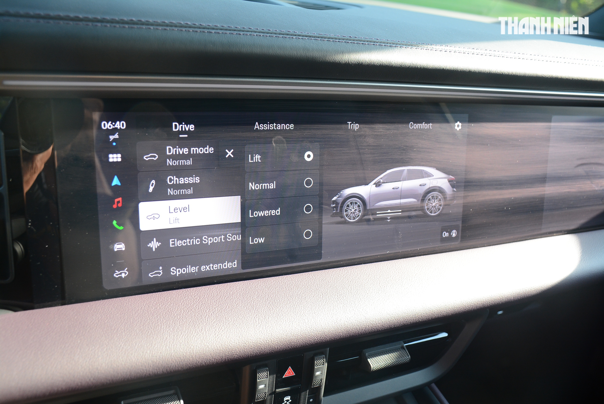 Mặt trái của màn hình cảm ứng tích hợp nhiều chức năng trên ô tô hiện đại- Ảnh 2.
