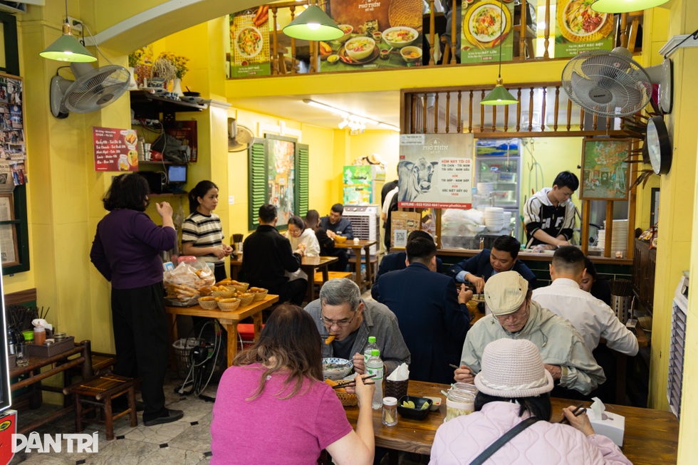 Phở Thìn Bờ Hồ chuẩn bị di dời sau 70 năm gắn bó với phố cổ Hà Nội - 8