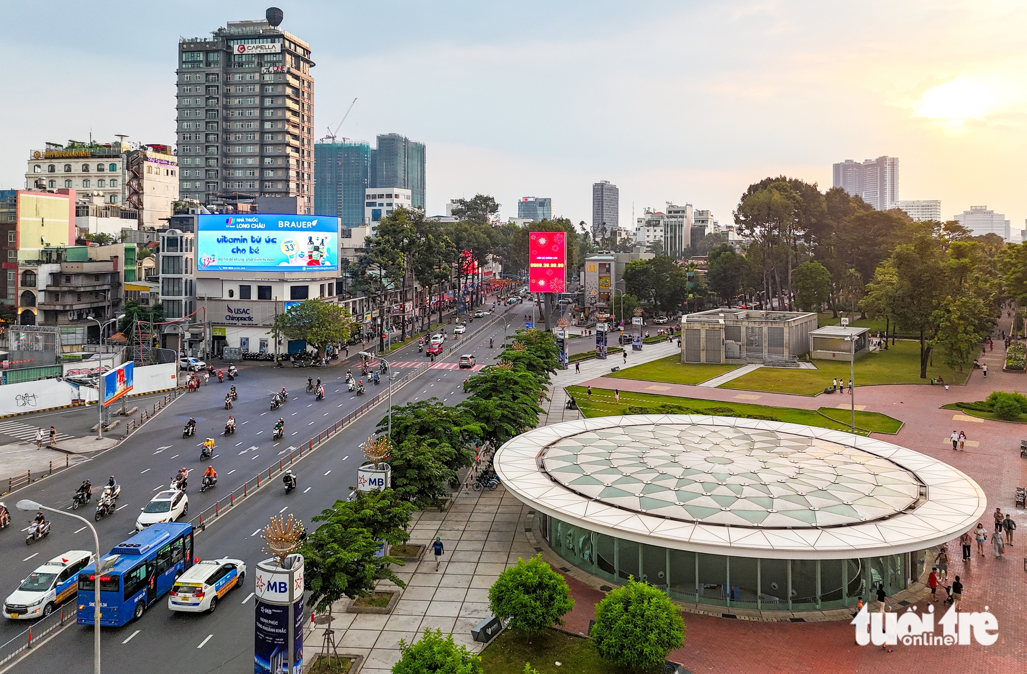 Nhìn lại 1 năm vận hành metro số 1: Những chuyến tàu đã đi vào đời sống TP.HCM - Ảnh 18.
