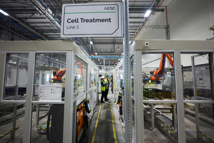 Nhà máy ô tô lớn nhất Anh nâng cấp cho cuộc cách mạng xe điện- Ảnh 3.