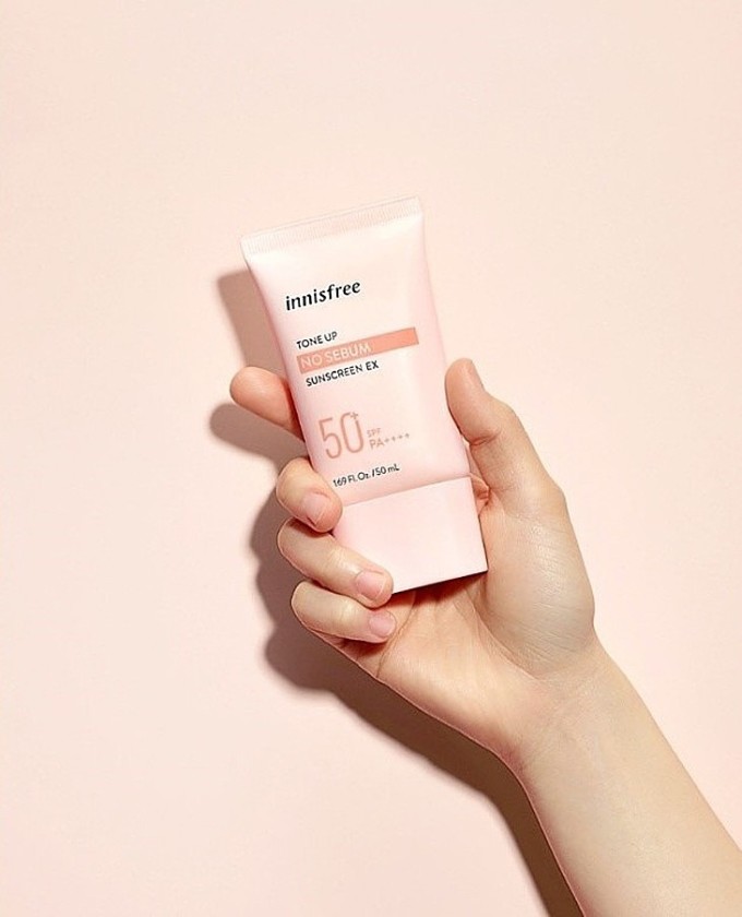 Chu trình tối giản giúp da 'thở' trong mùa tiệc tùng - 10