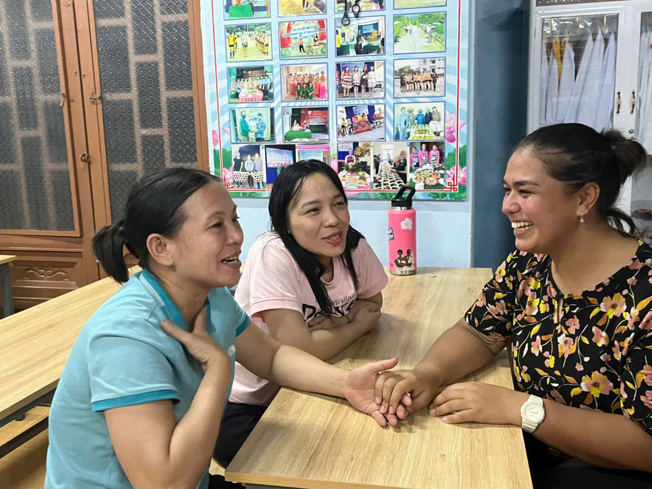 Mang tiếng Anh về làng, chàng trai xứ Quảng mở lối sinh kế cho người dân - Ảnh 3.